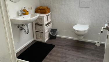 Ferienwohnungen & Apartments Heintz - Ihre Unterkunft am Marktplatz in Bad Königshofen - Foto 2