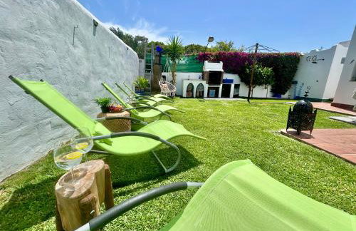 GATU Villa Lurberri, piscina privada, Parking, jardines -Mayores de 25 años y familias " - Foto 72