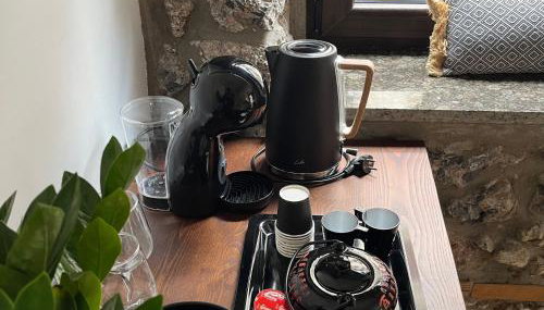 Olympus Stone Lodge - Photo 5