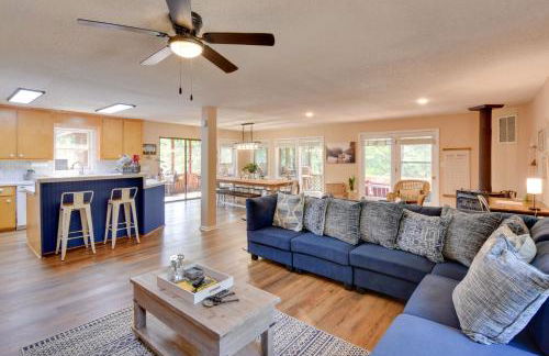 Waterfront CasAbella Cottage with Kayaks and Fishing - Foto 5