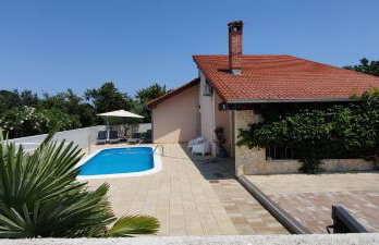 Villa Leonore mit beheizbarem Pool - Photo 1