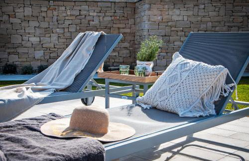 Villa Art Renata with Pool & Sauna - Photo 28