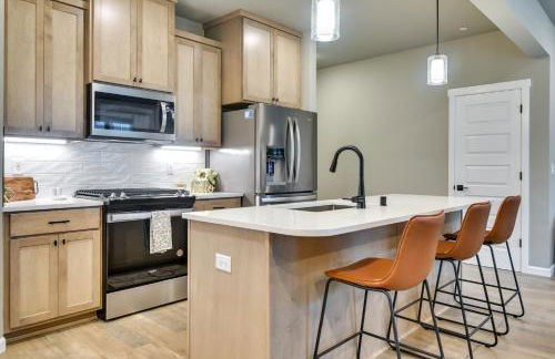 Elegant Vancouver Townhome - 18 Mi to Portland - Foto 11