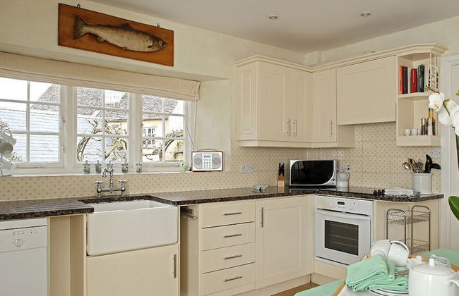 Goodwood Cottage - Photo 6