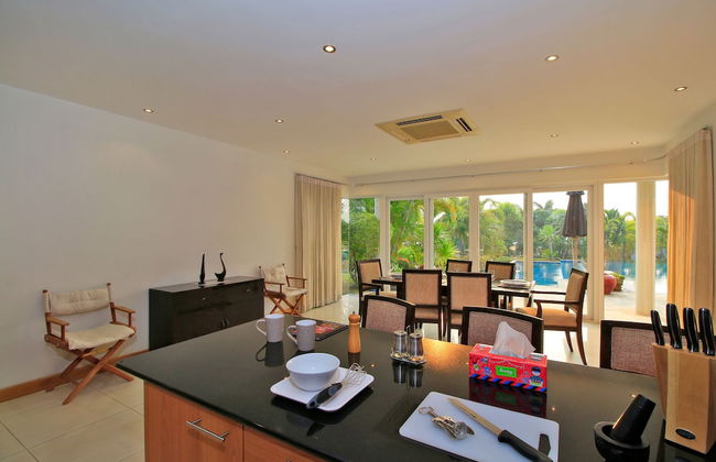 Pattaya Sunset Villa 4 Bedroom Sleeps 8 - Foto 24