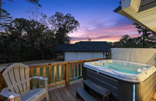 Lake Retreat Hot Tub Game Room Grill - Foto 47