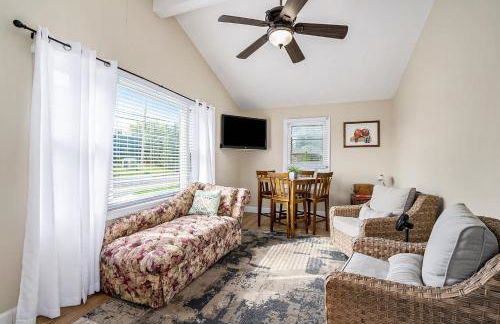 Steps from Journeyman in Downtown Valparaiso - Foto 7