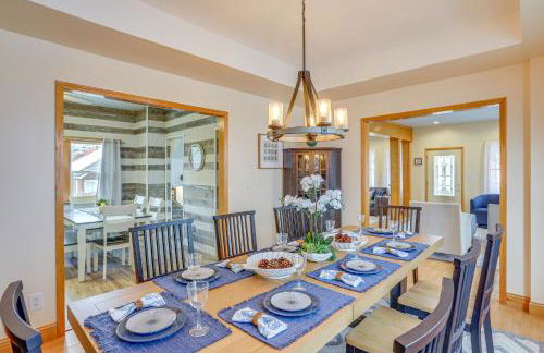 Walk to Beach Home with Pool in Vermilion - Foto 8