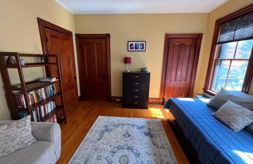 Charming 2BR in the Heart of Jamaica Plain - Foto 3