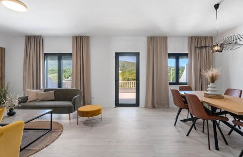 Apartment Gironi with Pool, Jacuzzi - Photo 13