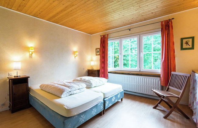 Detached Chalet With Views of the Lake of Butgenbach in the Middle of Nature - Foto 2