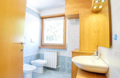 Dolomites Mountain Residence - Cozy Alpine Chalets with Private Parking - Foto 31