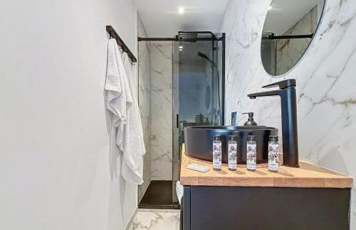 Sunny & Calm 2-Room Apartment in the Heart of Biot - Foto 11