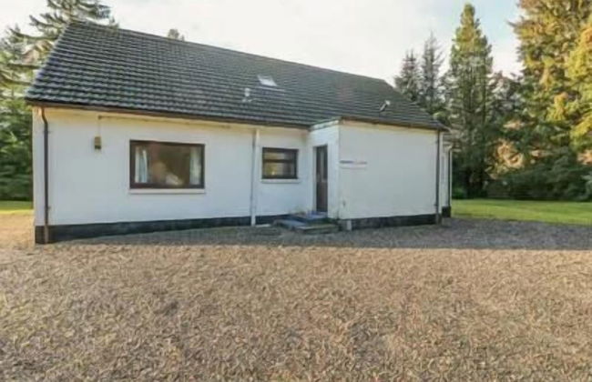 Captivating 5-bed Cottage With Private hot tub - Foto 1