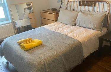 Spacious 1-bed flat in North Kensington - Foto 1
