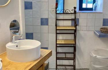 Montjoïa Le gîte bleu - Photo 8