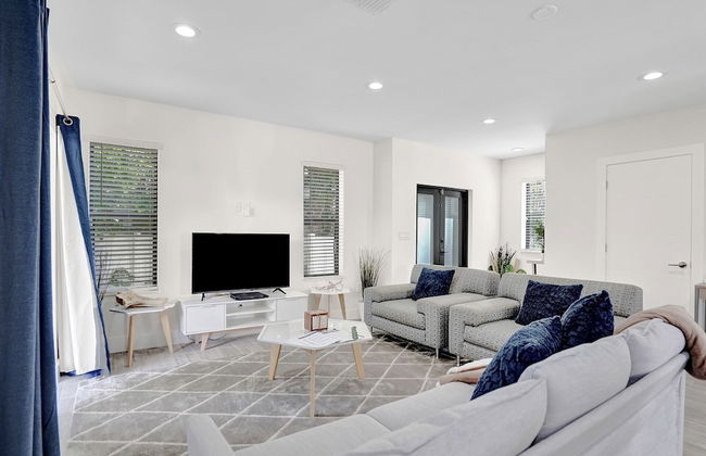 The Zen Suites - Photo 51