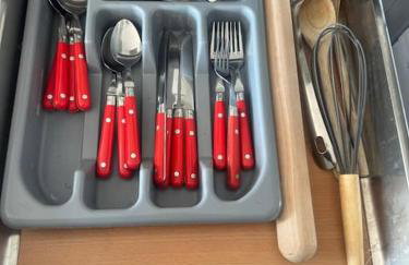 Stylish Apartment in Great City Location, Parking Possible - West One - Photo 12