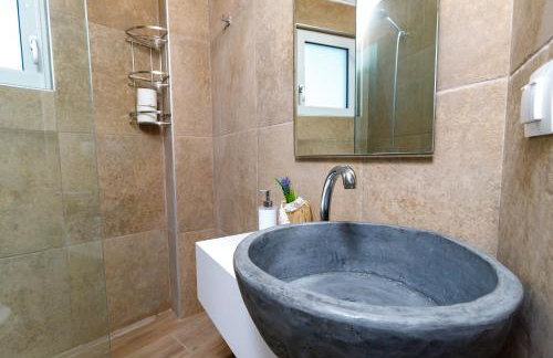 Georgioupoli Studio 2 with a pool and lake views - Foto 40