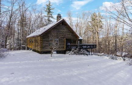 Half Moon by Avantstay 4BR Cabin w/ Large Deck & Yard w/ Patio & Outdoor Dining - Foto 68