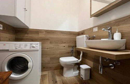 L'abete, bilocale su due piani in centro storico - Foto 13