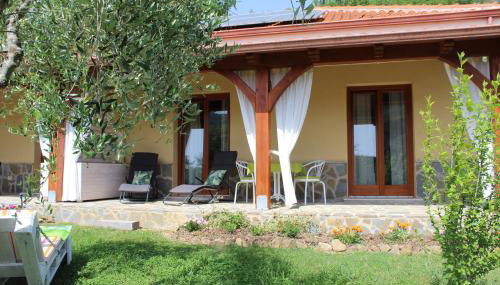 Ecolodge Selvitelle - Sustainable Retreat Amidst Olive Groves in Cilento - Foto 5, furniture