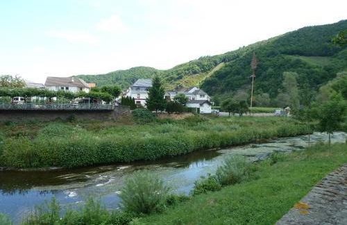 Relaxen im alten Winzerhaus Fewo OG - Foto 43