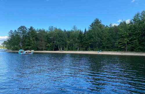 Lakeview Farmhouse with Beach Access - Foto 22