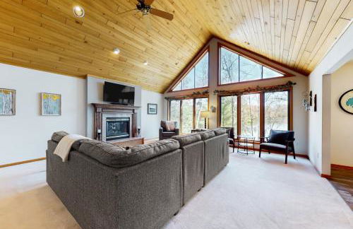 Blissful St Germain Retreat - Photo 48