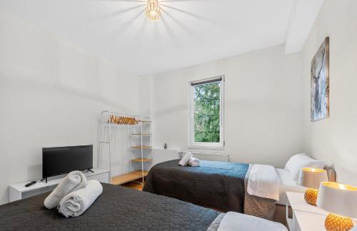 KRelax Black Forest - 3 Bedrooms - 6 Guests - Terrace - Parking - Smart TV - Near Thermal Baths - Nature - Foto 10