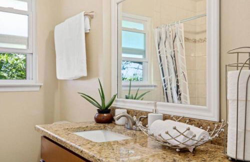 Yellow Stone: Chef's Kitchen, Patio & Location - Foto 18