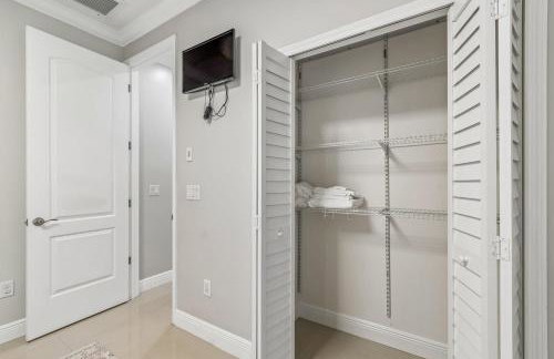 3br,3ba home near Downtown and Airport, Walk to the Stadium - Foto 35