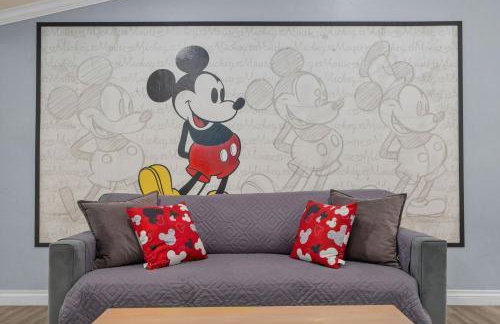 Mickeys House by OC Adventure Homes - Photo 4