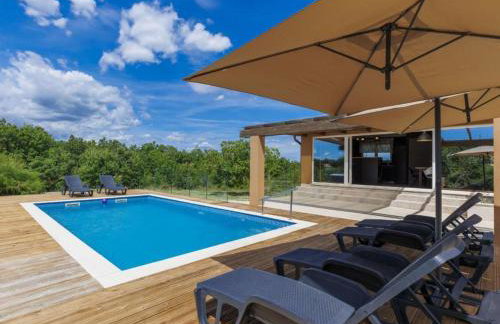 Villa Lady Di, a private pool haven near Labin - Foto 8