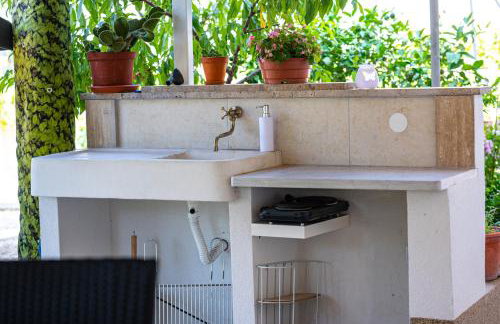 Cozy & bright apartment in Split - Photo 36