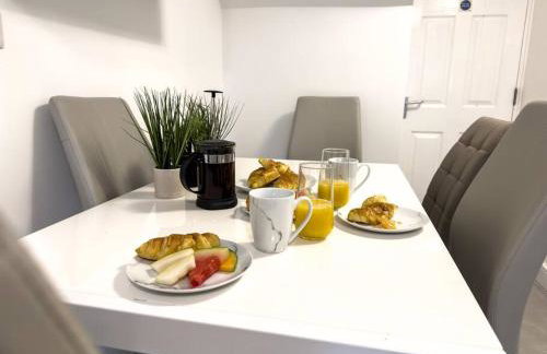 Immaculate 5 Bedroom House - Foto 11