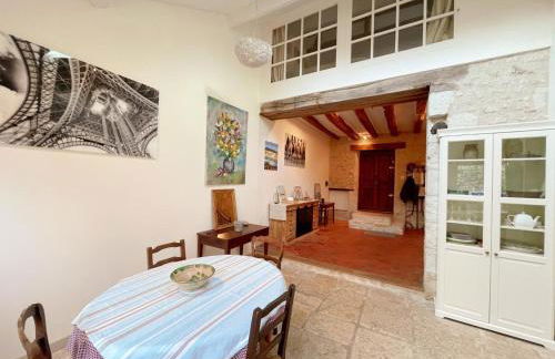 Charmant gîte à Pontlevoy avec cour privée, vélos, terrasse et proche des châteaux et commerces - FR-1-491-353 - Photo 6