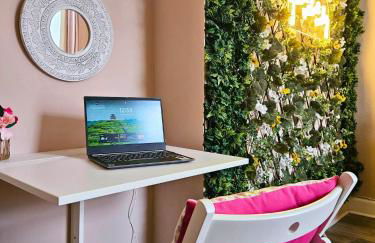 The Ferns - Modern Apartment With Parking & Shared Garden - Foto 24