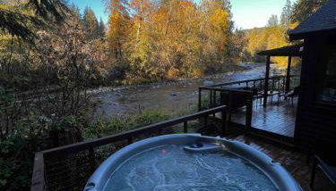 Riverfront Cabin, Nordic Hot Tub, Dog-Friendly - Foto 5