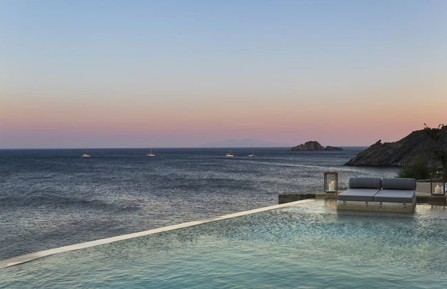 Waterfront Villa With Private Pool - Foto 29