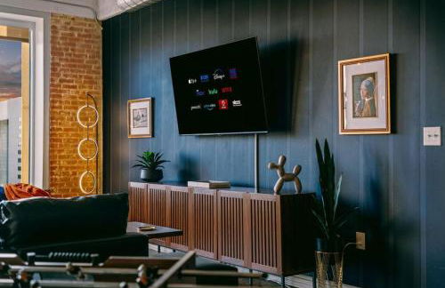 Luxury Downtown Dallas Retreat with Parking, Pool, Gym - Foto 65