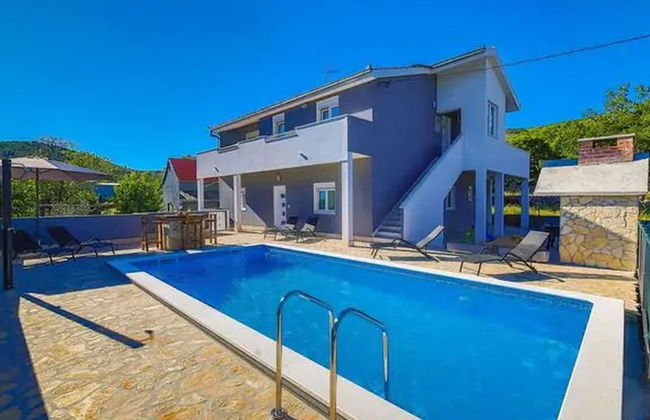 Hillside Villa in Trogir With Pool, Terrace, and Stunning City View - Foto 44