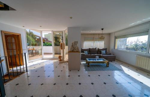 Villa Lux Gallery Familiar Piscina Privada Barbacoa Aire Acondicionado - Foto 49