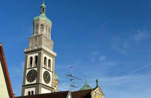 TrulySpace - Direkt am Rathausplatz, Dachterrasse mit Blick auf Perlachturm, Garage, Fahrstuhl - Foto 6