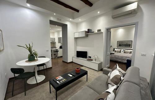 Bilocale a Chiaia vicino a Via dei Mille - Foto 2