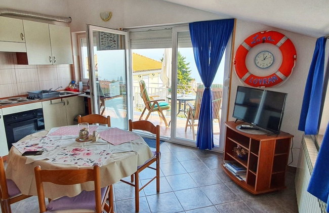 Sunny Lovran Apartment With Terrace and Sea View - Photo 3