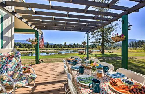 Family Home with Stunning River and Mountain View - Foto 29