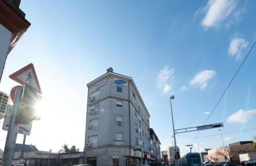 ML Apartment-2Bedroom free parking -Self check in - Foto 22