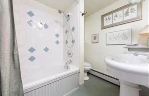 Heart of Newport - Alexander Hamilton Slept Here - Foto 22