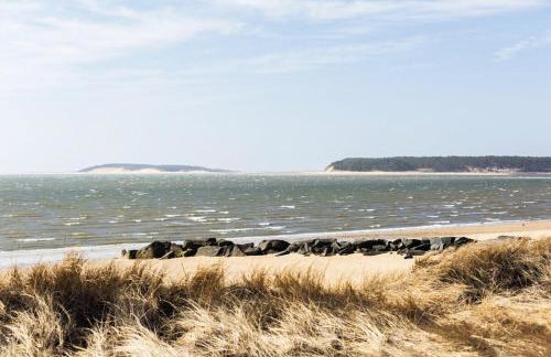 Across from Mayo beach walk to downtown - Foto 23